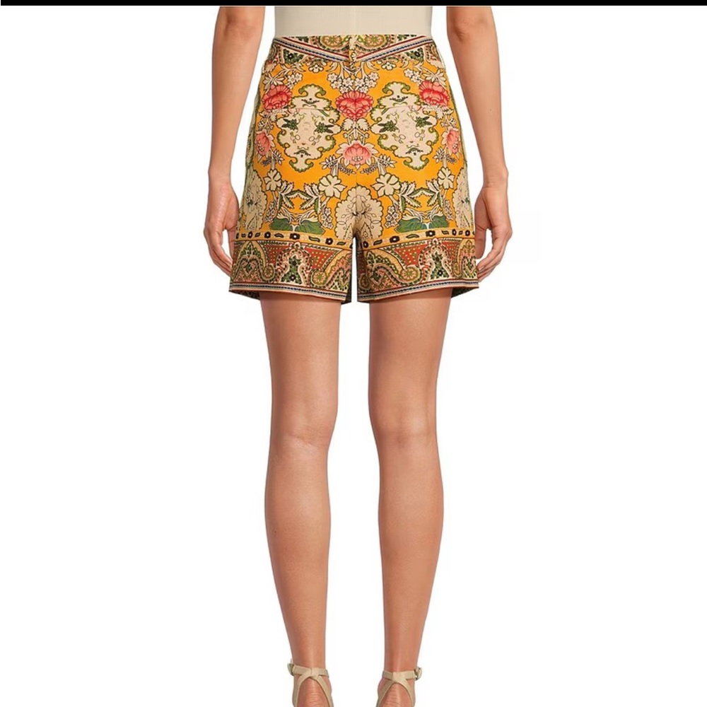 A loves A Shorts 8